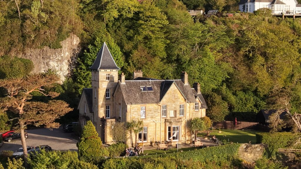 dungallan house